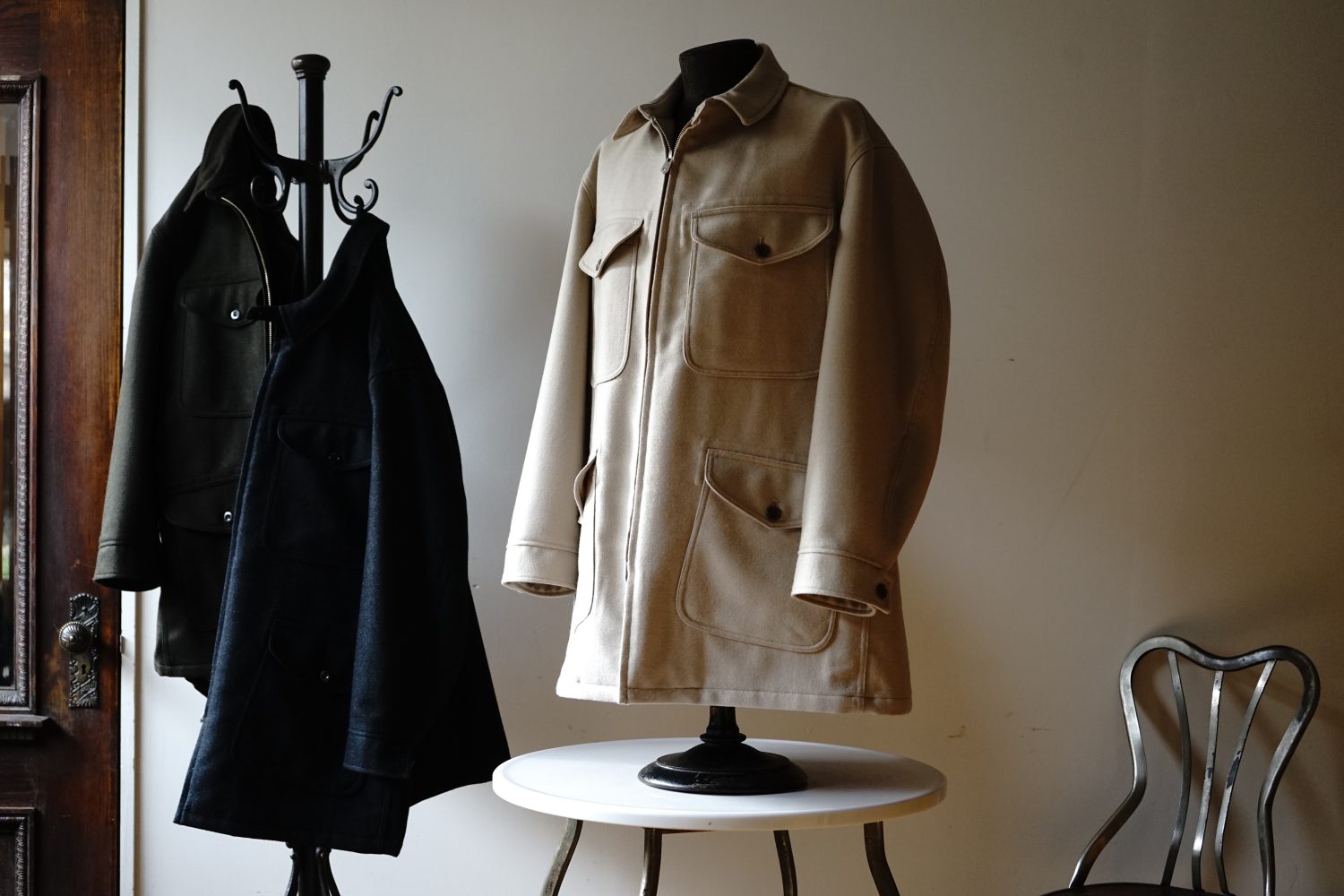 Seasonal Product “Wool Smock Coat”