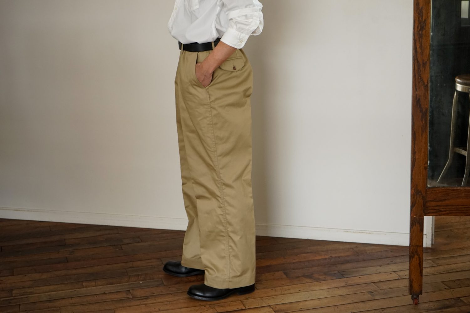 Permanent Products “Officer Trousers Wide / Regular”